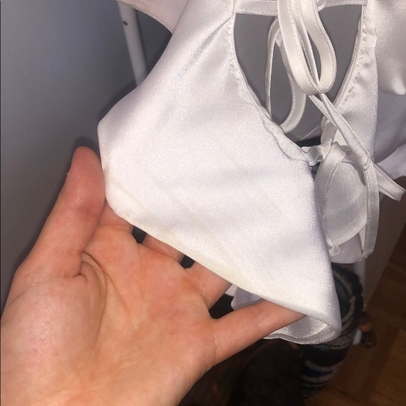 White Ruffle Crop Top - Picture 5 of 6